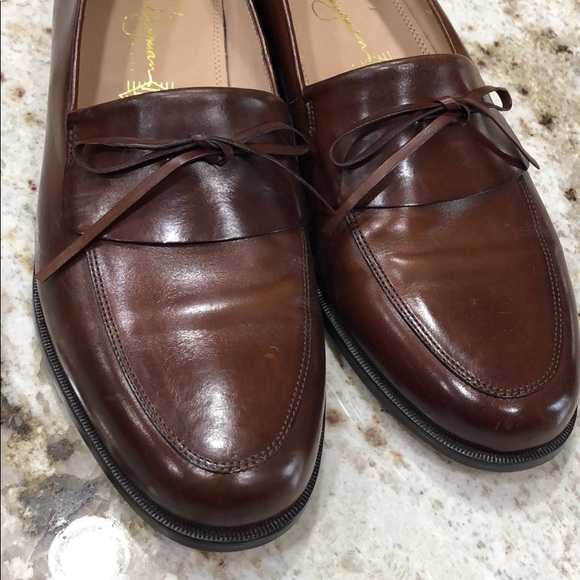 Shoes - Picture 2 of 5